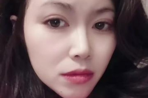 顶流女星红毯互撕太刺激！站位暗战+造型翻车现场曝光内娱潜规则被扒
