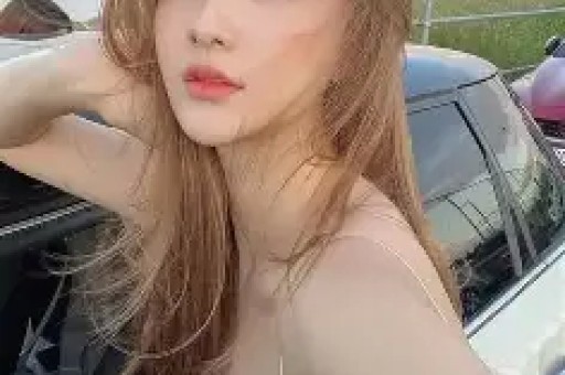 刘晓庆被指耍大牌现身河南万岁山和王婆同台全场冷脸拒讲话