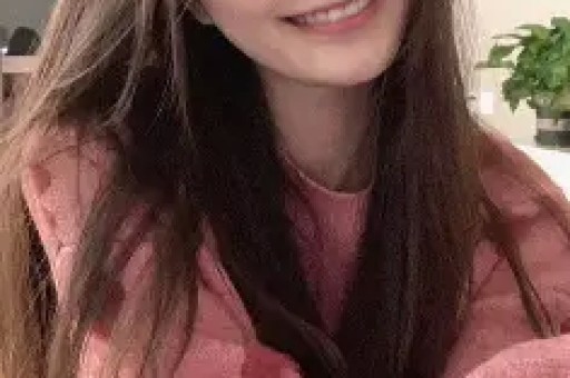 “黄总”邀约女子进包间后续：网友质疑是剧本女子发声否认官方介入更多详细曝光