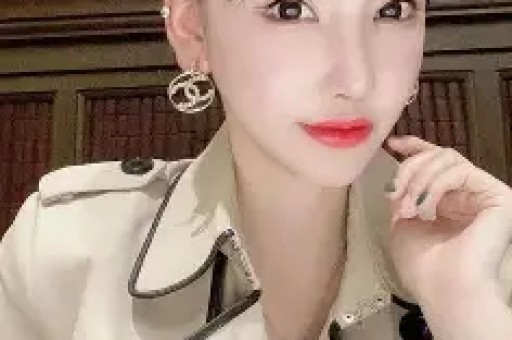 又是婚内出轨？男明星和女演员车内缠绵公共场合出双入对不避讳