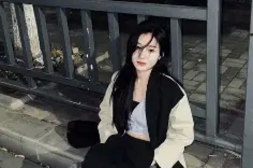 一手好牌打稀碎 三料影后马苏 被黑人驮肩 帮闺蜜撒谎 终究自断前程